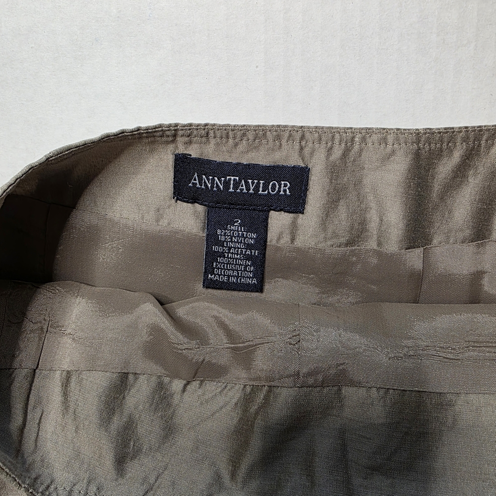 Ann Taylor Taupe Skirt with Subtle Texture - Picture 3 of 3